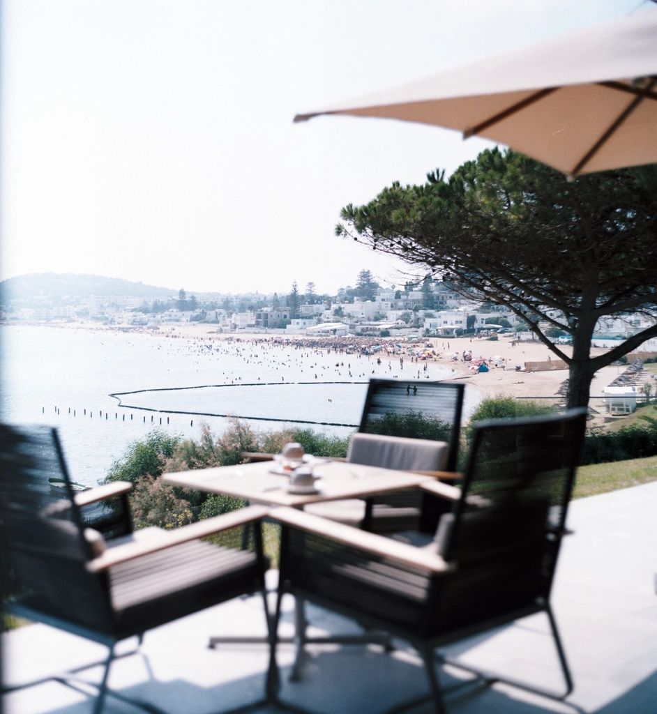 La terrasse du verger au soleil